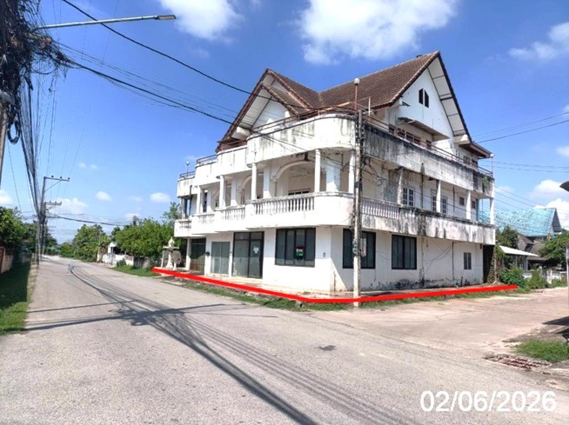 Commercial Building, Kurusapha House, San Sai, Chiang Mai