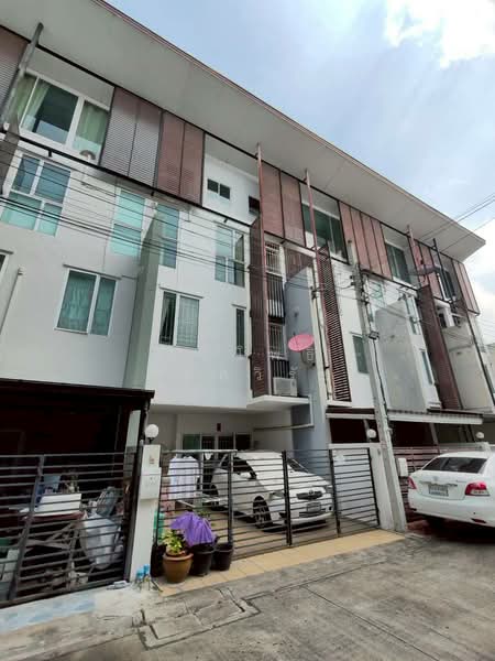 The Attic Lite Chaengwattana, Nonthaburi