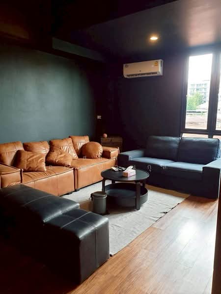 อาคาร Stand Alone 3.5 ชั้น | ซอยสุขุมวิท 50 เขตพระโขนง, Bangkok