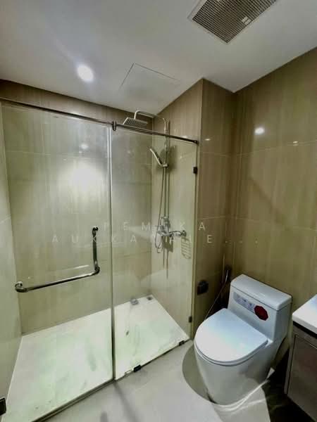 Villa Asoke, Bangkok