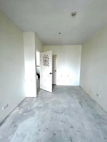 Villa Asoke, Bangkok