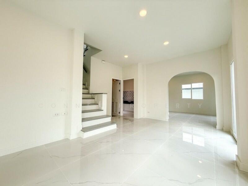 The Villa Rattanathibet, Nonthaburi