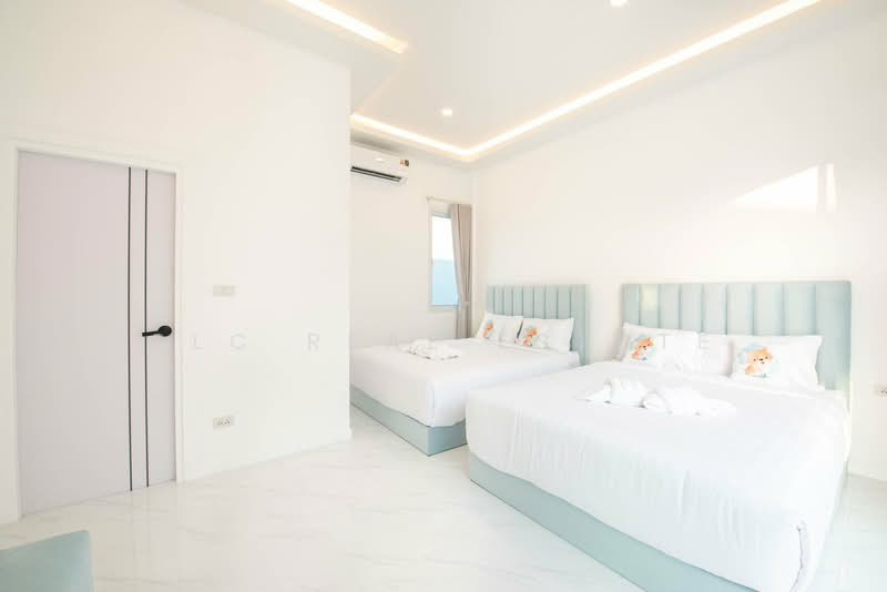 Spacious 6-Bedroom Pool Villa for Sale in Huay Yai, Chon Buri (Pattaya)