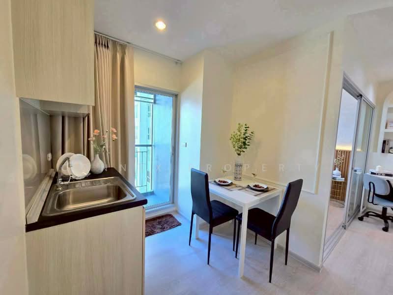 Aspire Sathorn - Taksin Timber Zone, Bangkok