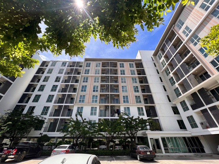 Amphine Condominium, Bang Na, Bangkok