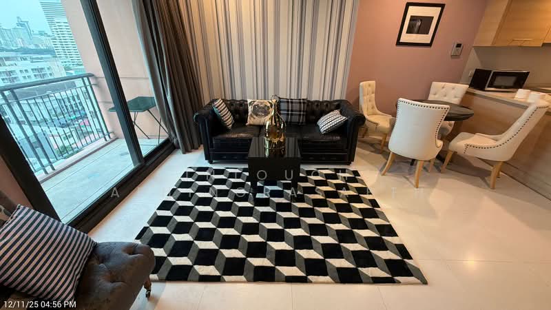 AGUSTON Sukhumvit 22, Bangkok