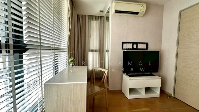 Liv @ 49, bangkok