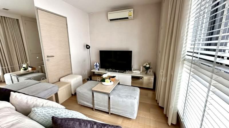 Liv @ 49, Bangkok
