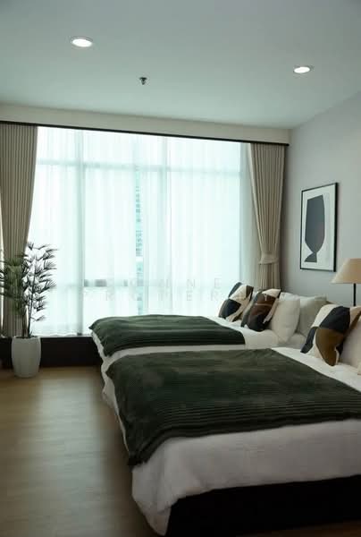Baan Sathorn Chao Phraya, Bangkok