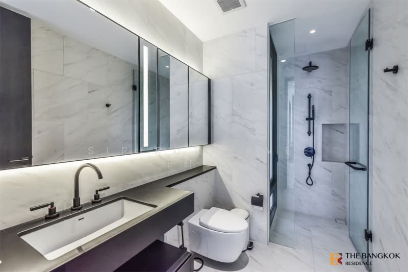 Tait Sathorn 12, Bangkok