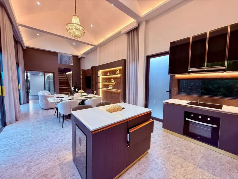 4-BR Villa, Chon Buri (Pattaya)