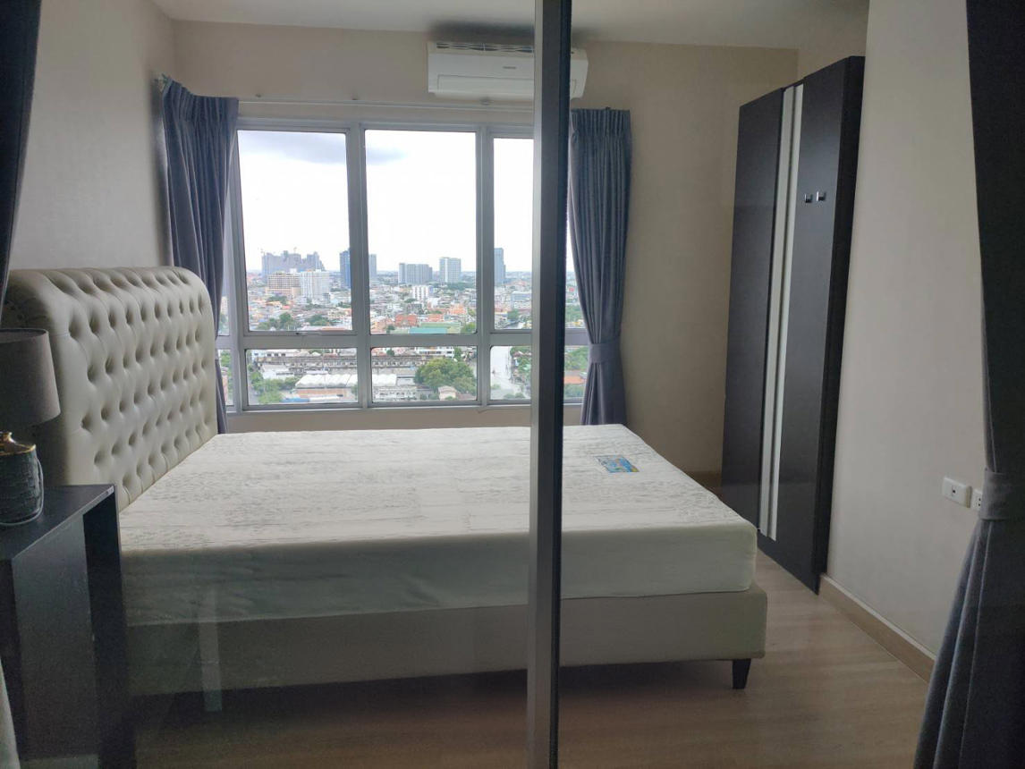 Condominium Motif Condo Thonburi Bangkok