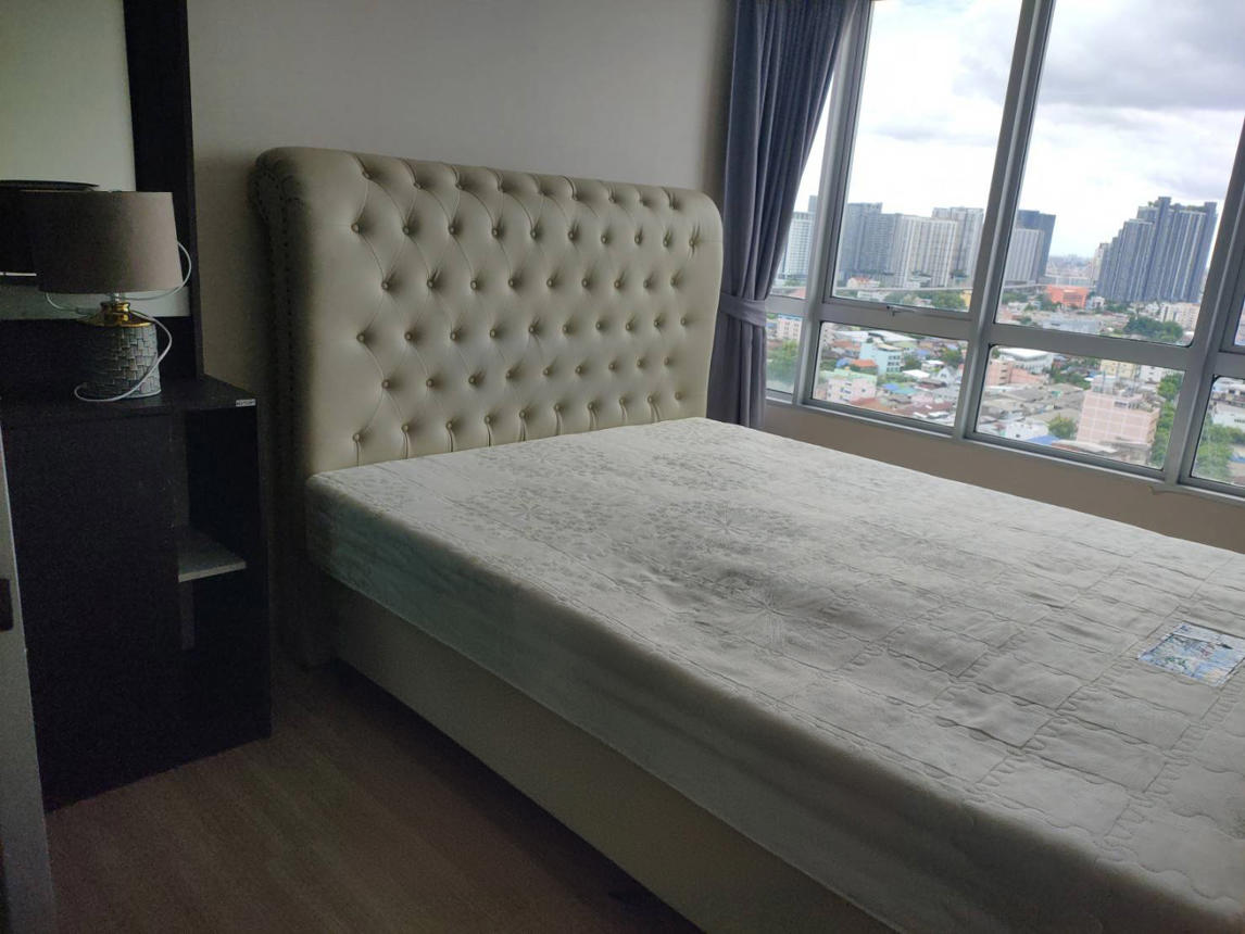 คอนโดมิเนียม โมทีฟ คอนโด ธนบุรี กรุงเทพมหานคร
