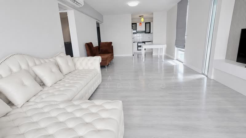 Lake View Geneva Condominium, Nonthaburi