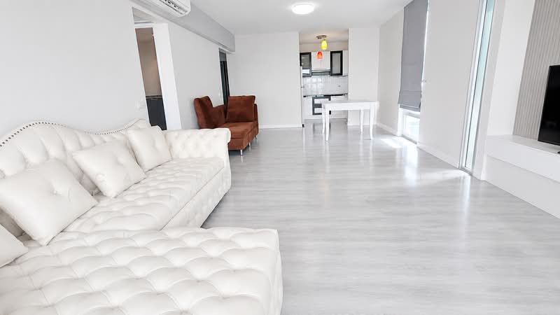 Lake View Geneva Condominium, Nonthaburi