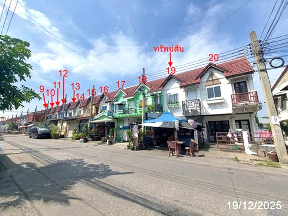 ทาวน์เฮ้าส์ นครทองปาร์ควิว 3 บางบัวทอง นนทบุรี