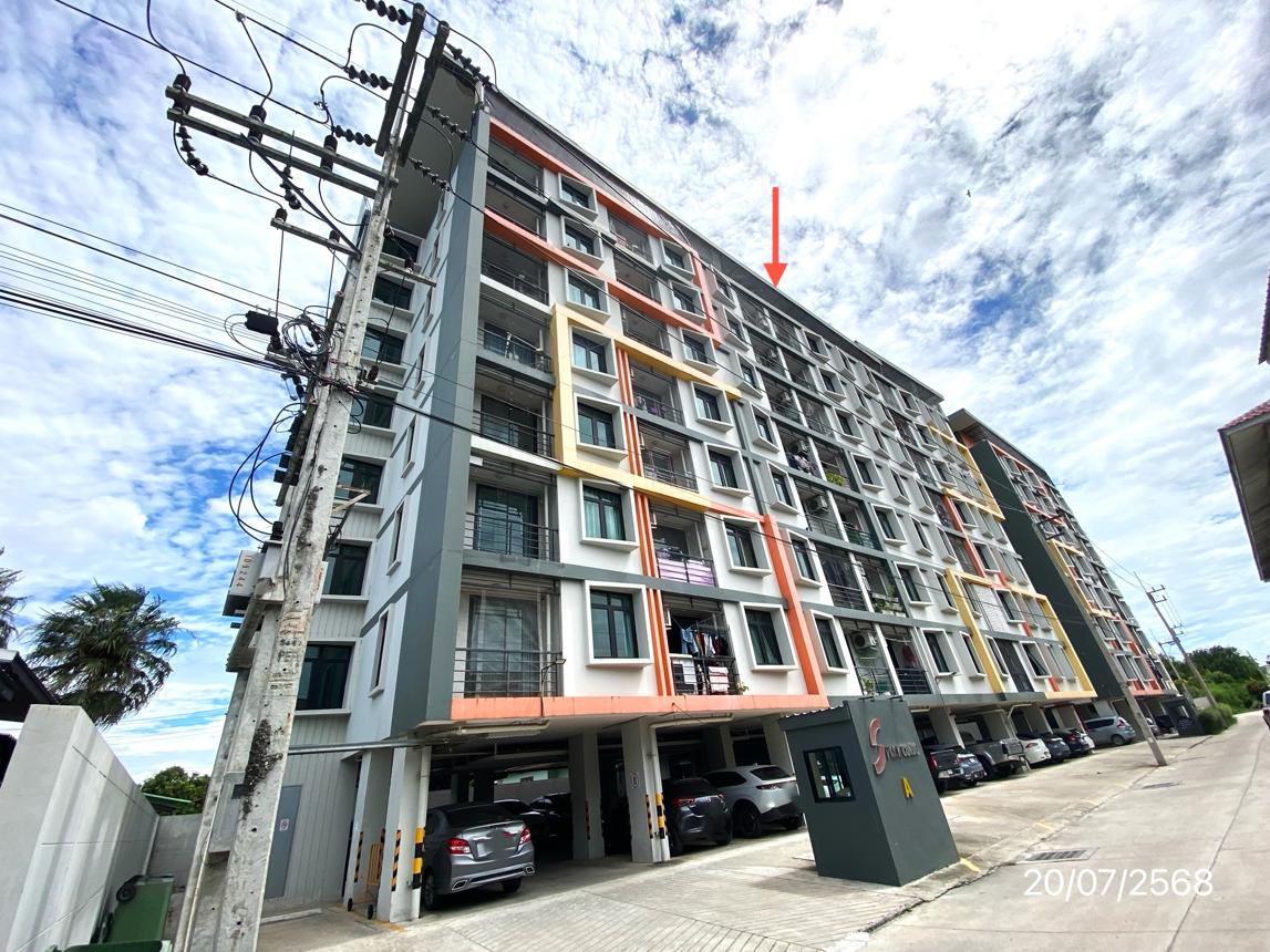 Condominium ES Park Condo in Chonburi City, Chonburi Province