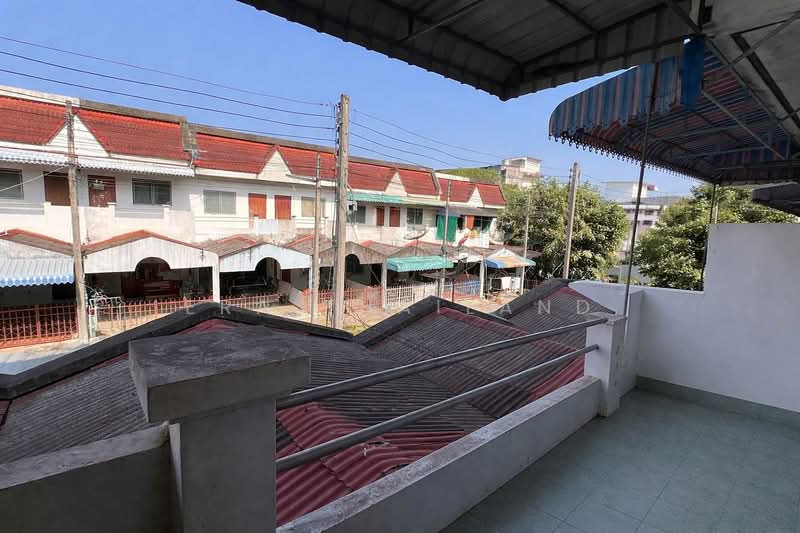 ทาวน์เฮ้าส์ ถนนธราธิบดี 8, Surat Thani