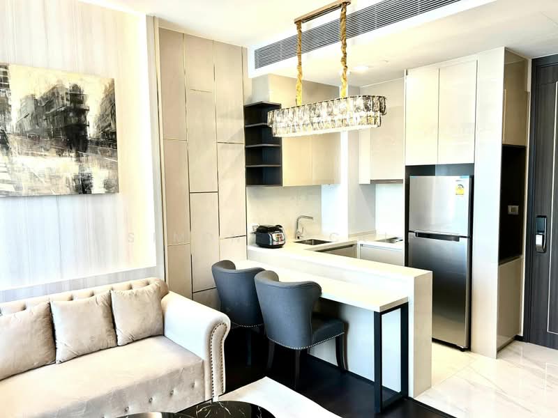 LAVIQ Sukhumvit 57, Bangkok
