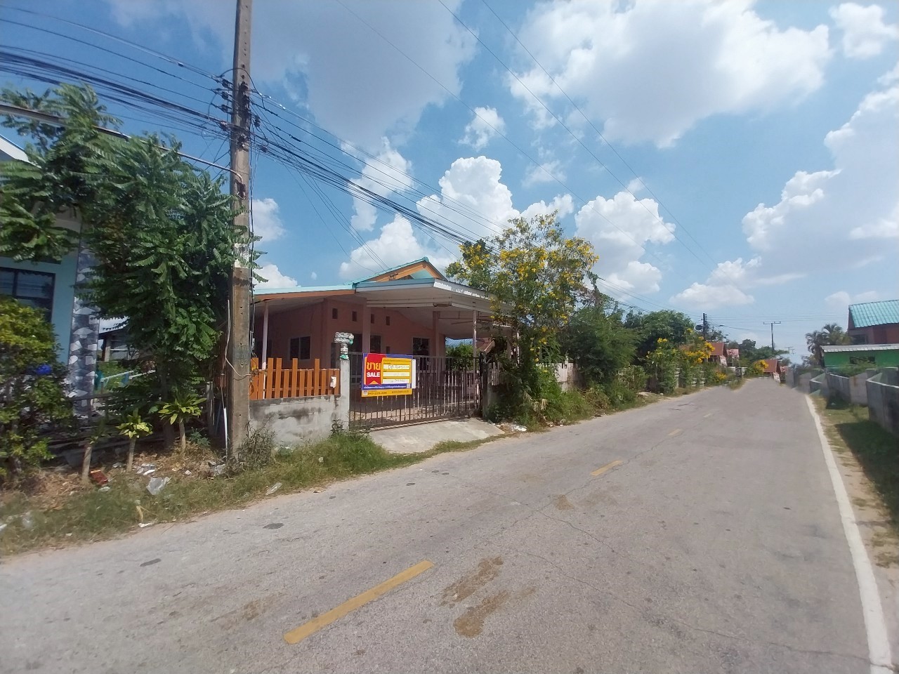 Single Detached House in Roi Et Province