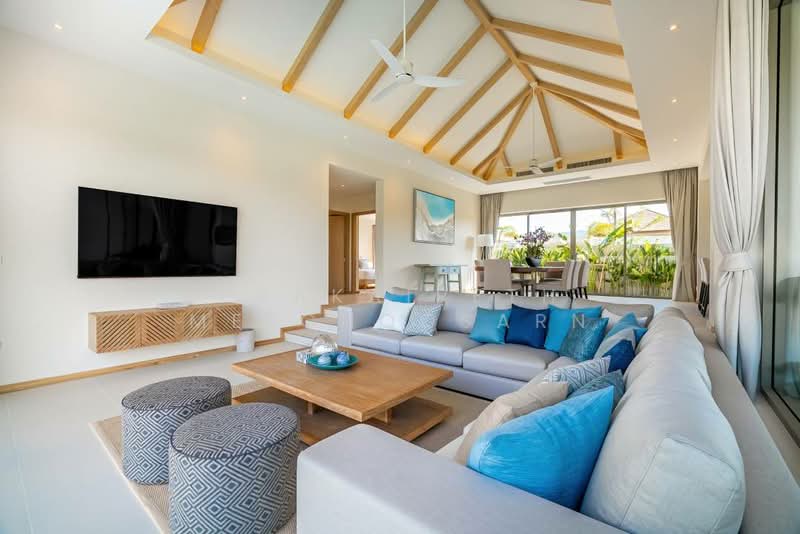 Trichada Breeze, Phuket