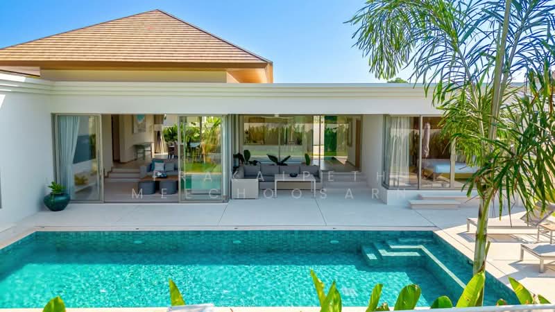 Trichada Breeze, Phuket