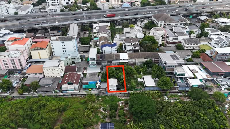 Land Ari Samphan Soi 10, Bangkok