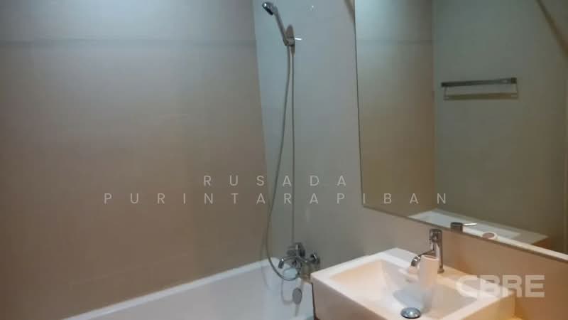 Noble Reveal, bangkok