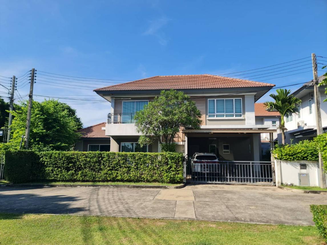 Single-family house in Bangkok Boulevard, Thanyaburi, Pathum Thani