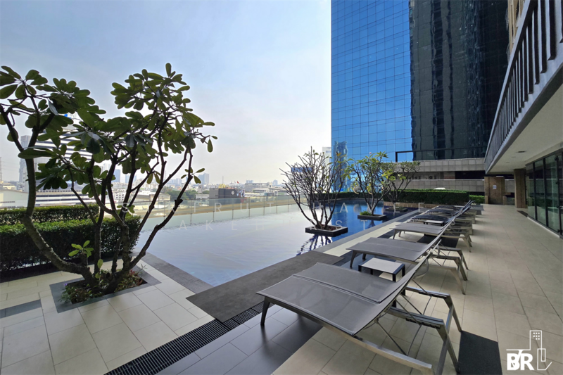Equinox Phahol Vibha, Bangkok
