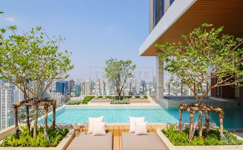 Maru Ekkamai 2, Bangkok