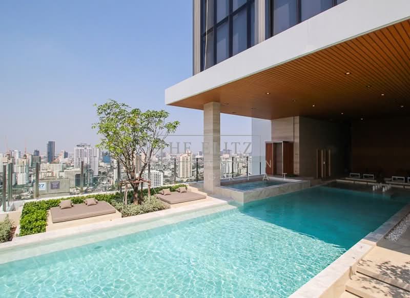Maru Ekkamai 2, Bangkok