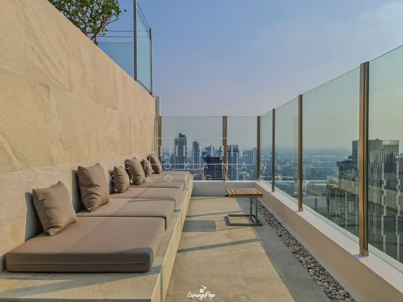 Maru Ekkamai 2, Bangkok