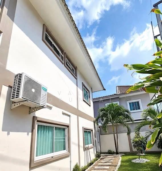3-BR Townhouse, Chon Buri (Pattaya)