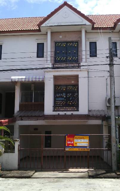 ทาวน์เฮ้าส์ โครงการบ้านฟ้านันทวัน มีนบุรี