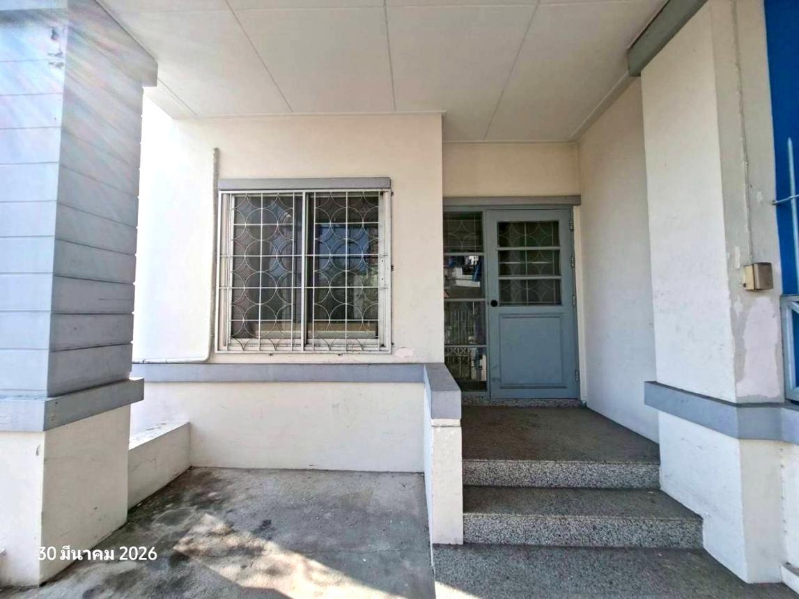ทาวน์เฮ้าส์ สินทรัพย์นครการ์เด้น หนองแขม กรุงเทพมหานคร