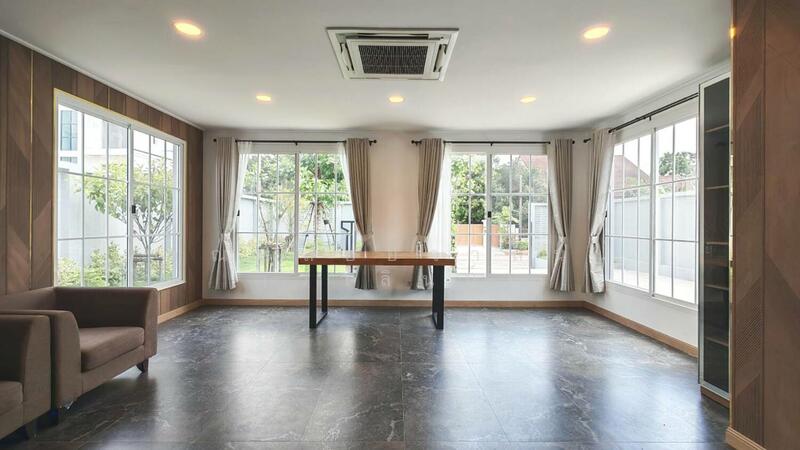 Baan Green Lake Bangna-Trad, Samut Prakan