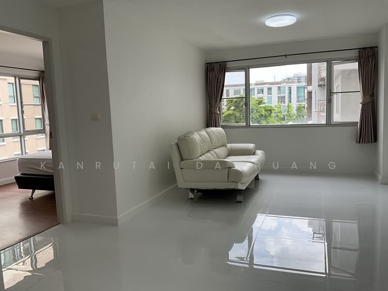 Condo One Sathorn, Bangkok