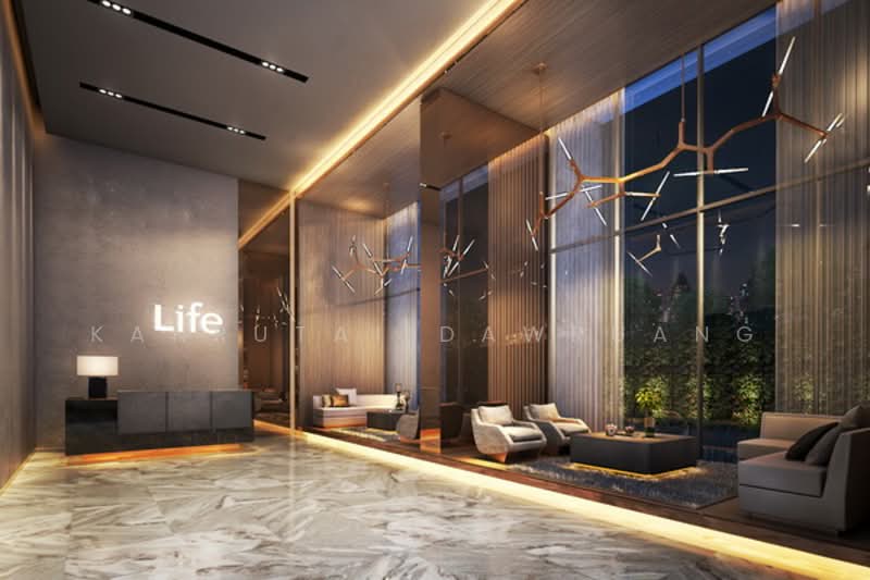 Life Sukhumvit 48, Bangkok
