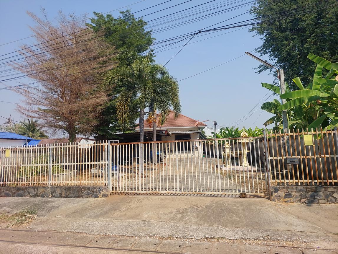Single-Family House in Vichian Buri, Phetchabun