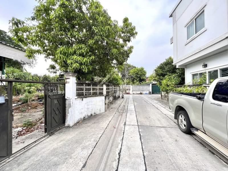 ที่ดินเปล่า ติวานนท์ 32 แยก 1/1 (แปลงมุม), Nonthaburi