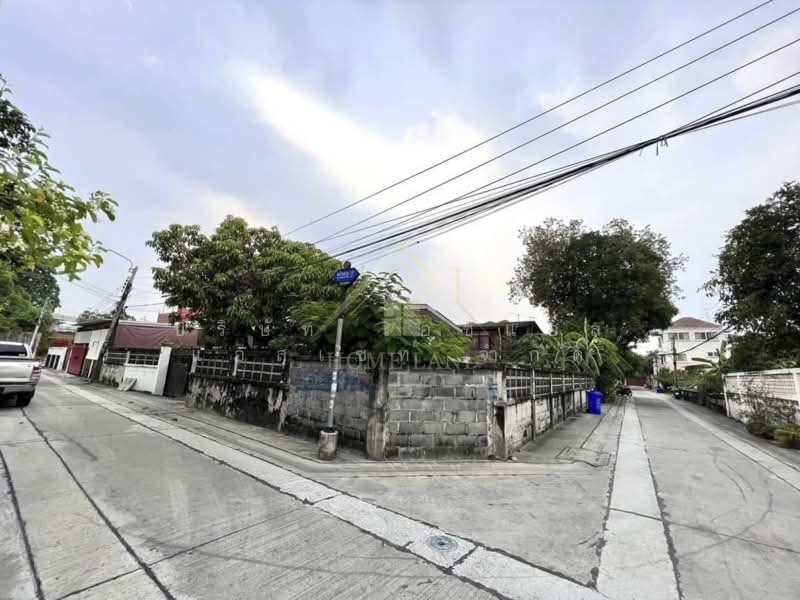 ที่ดินเปล่า ติวานนท์ 32 แยก 1/1 (แปลงมุม), Nonthaburi