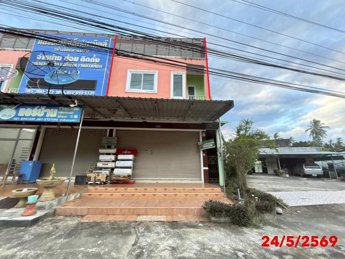 Commercial Townhouse in Lan Skha, Nakhon Si Thammarat
