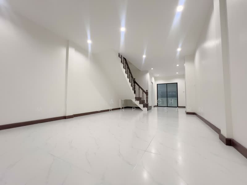 เอราวัณ, Pathum Thani