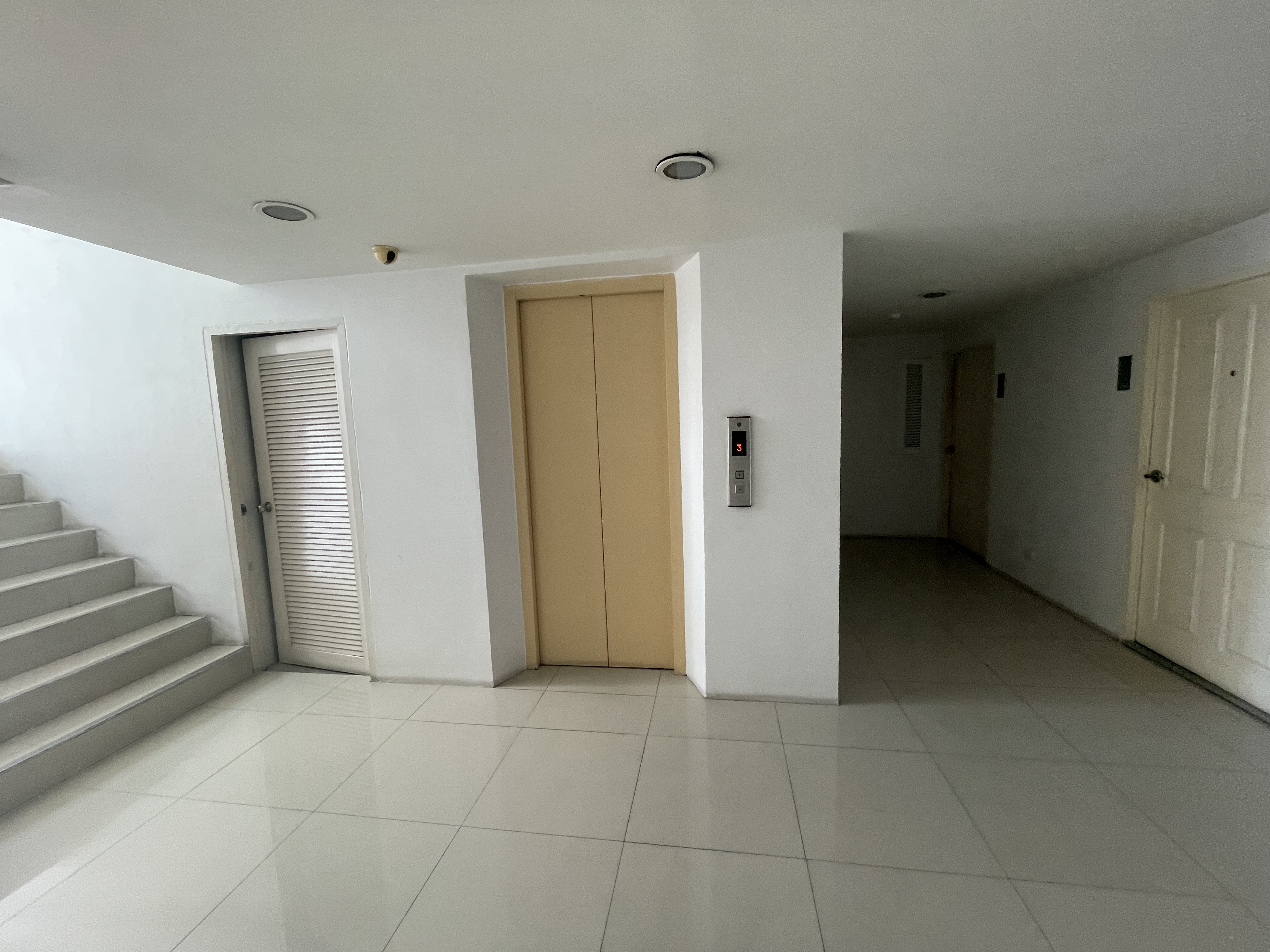 D5 Condominium