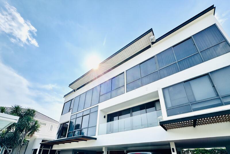 ขายบ้านเดี่ยวหมู่บ้านปรีชาปิ่นเกล้า1 รวม2หลังบนเนื้อที่228.5ตารางวา ถนนบรมราชชนนี เขตตลิ่งชั่น, Bangkok