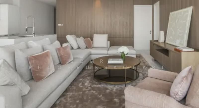 Four Seasons Private Residences, Bangkok