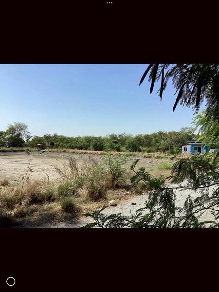 ขายที่ดินพร้อมบ้านตึกครึ่งไม้ 2 ชั้น เนื้อที่ 3 ไร่ 2 งาน ซอยวัดหอมศีล, Samut Prakan