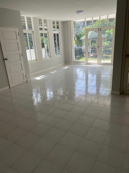 3-BR House, Bangkok