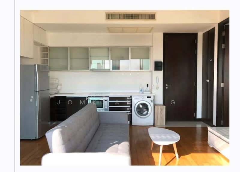 The Lofts Yennakart, Bangkok